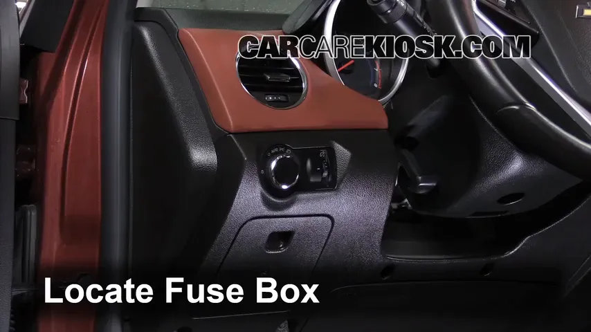 2013 Chevrolet Cruze LT 1.4L 4 Cyl. Turbo Fuse (Interior) Check